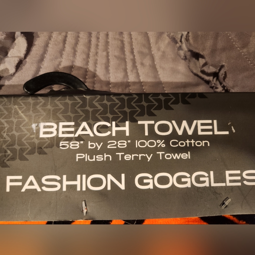 RBX - 100%Cotton Beach Towel Only - Picture 2 of 4